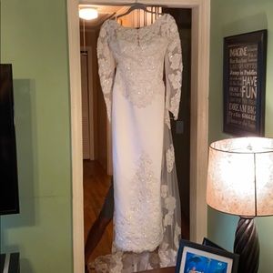 Lace wedding dress with lace train